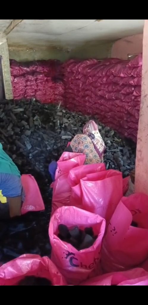 packing charcoal